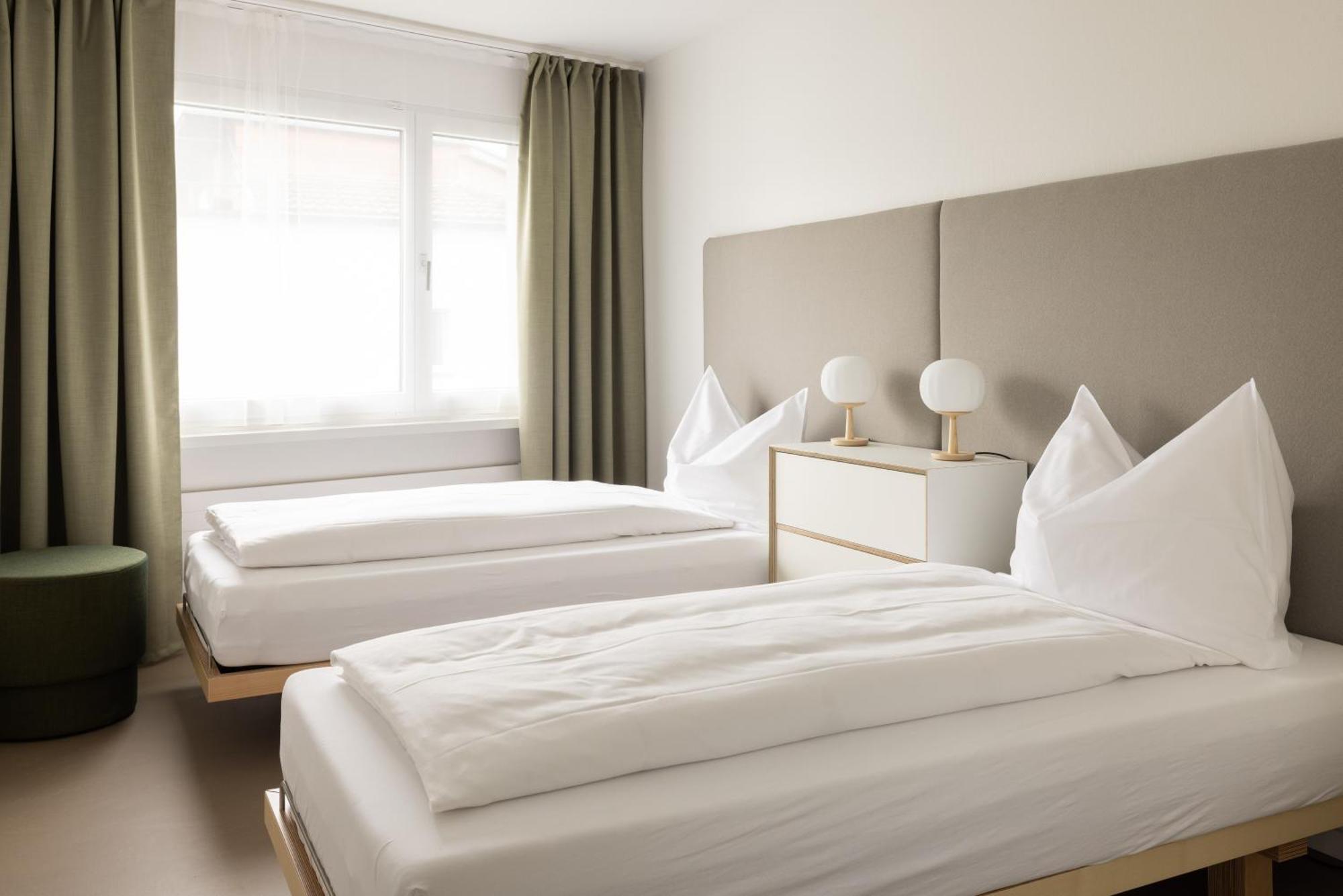 Ema House Serviced Apartments Aussersihl ซูริก ภายนอก รูปภาพ